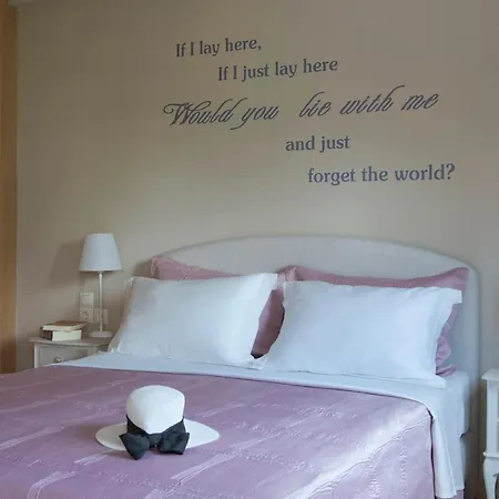 アパート Destinesia Luxury Apt With Balcony, 1min From The Sea クシロカストロ